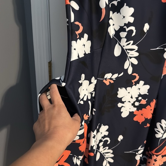 Women's Vince Camuto Blue Floral Dress Size 12 Lining - Picture 5 of 7